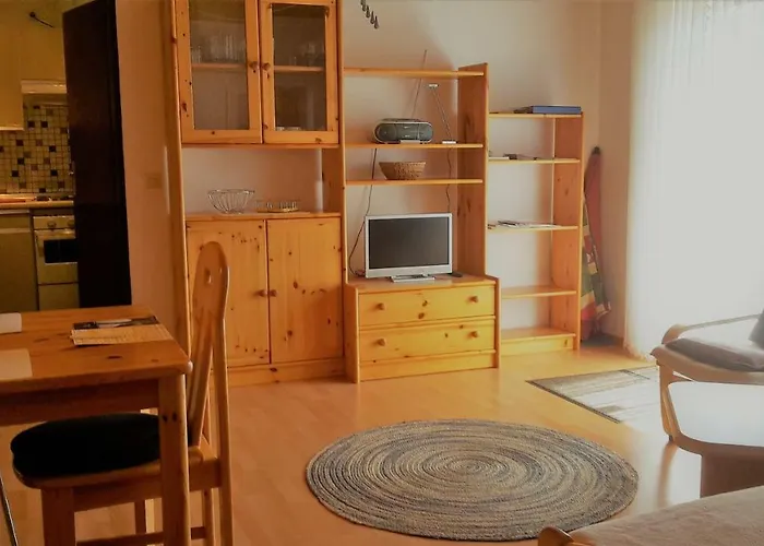 Haus Schaefer Менценшванд